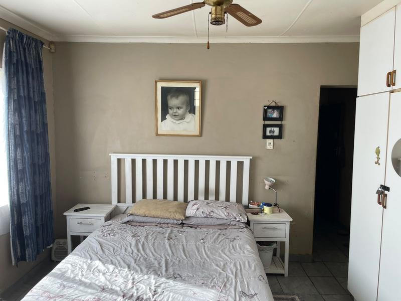4 Bedroom Property for Sale in Algoa Park Eastern Cape